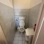 布达佩斯市中心西火车站公寓 Appartement *