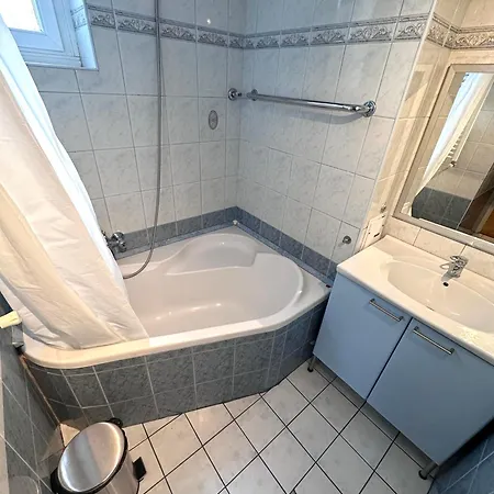 布达佩斯市中心西火车站公寓 Appartement