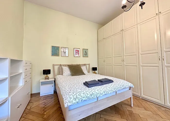 Apartamento 布达佩斯市中心西火车站公寓 Budapest